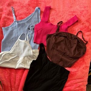 5 Piece crop tops in Various Colors